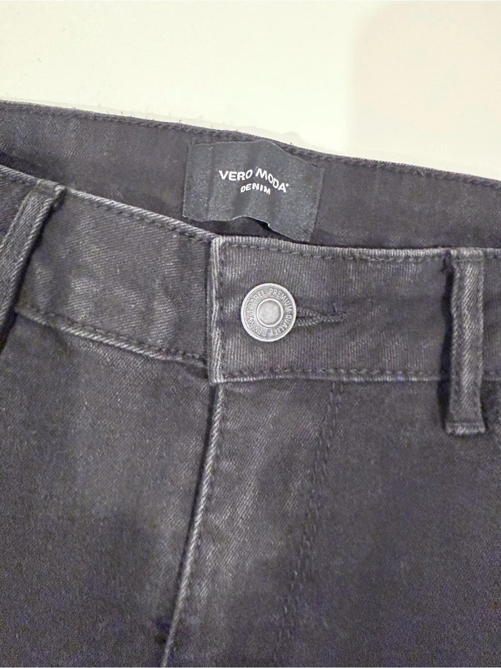 Vero Moda Black Cuffed Denim Shorts